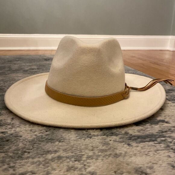 NWT! Altar’d State Wide Brim 100% Wool Tassel Hat, Bone Ivory - Picture 3 of 10